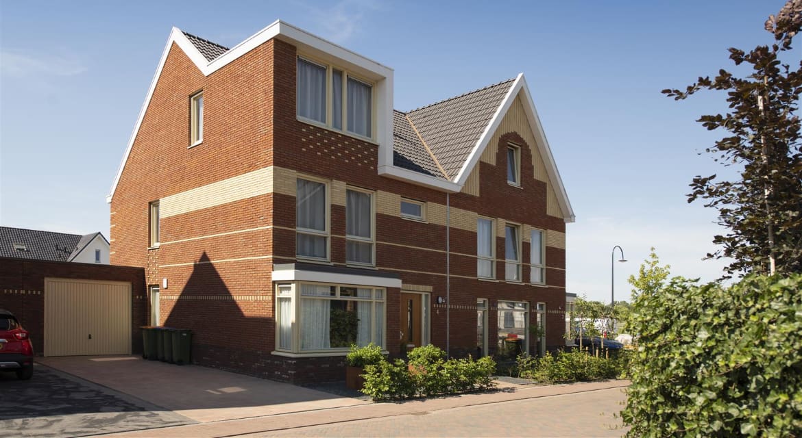 24 woningen Veenrijk