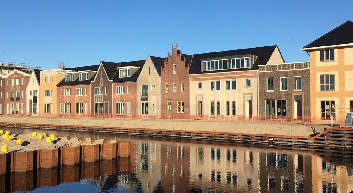 1170×640 Waterfront 1